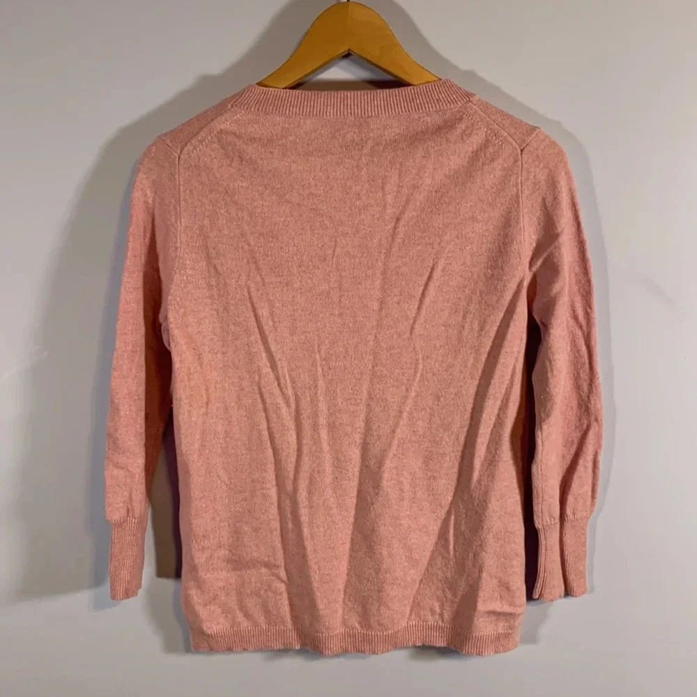 J crew size small light pink cashmere sweater crew neck long sleeve so soft